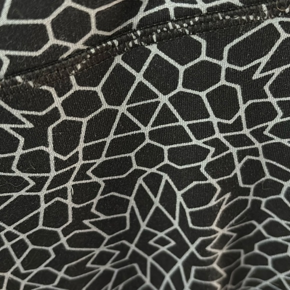 Nike Dri Fit Running Capri, Size Medium, Black - Picture 2 of 7